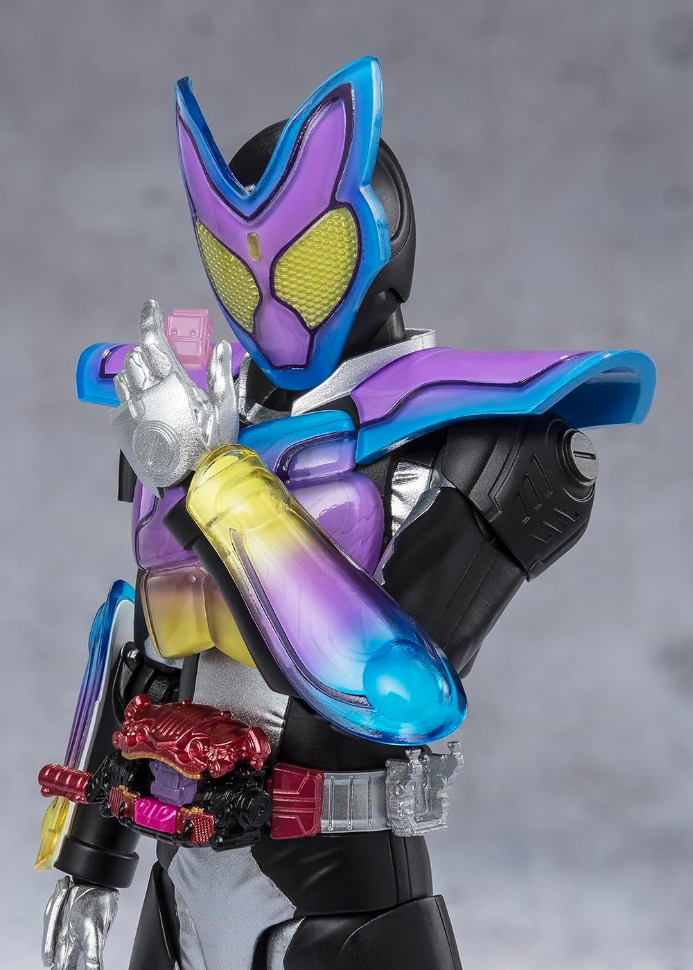 S.H. Spirit Figuarts Kamen Rider Gav Popping Mifoh - Toys Legacy Collection