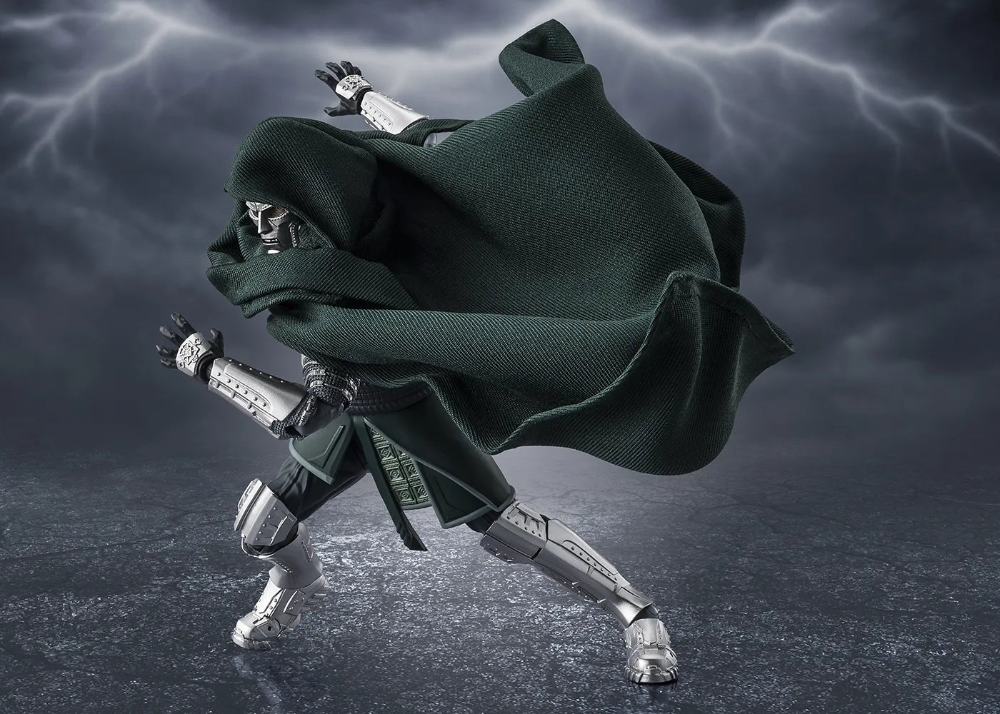 Avengers : Doomsday - S.h.figuarts Doctor Doom