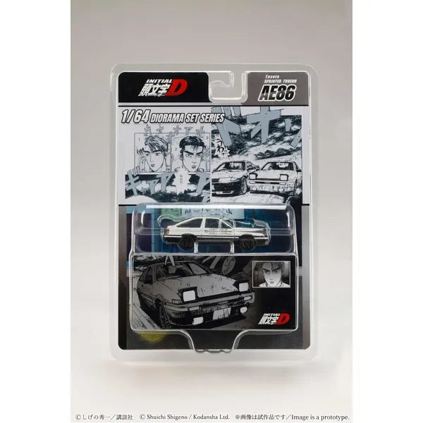 Voiture miniature AE86 Takumi Fujiwara et Nakazato de la série Initial D, modèle 1:64 de Metro K, vue de face.