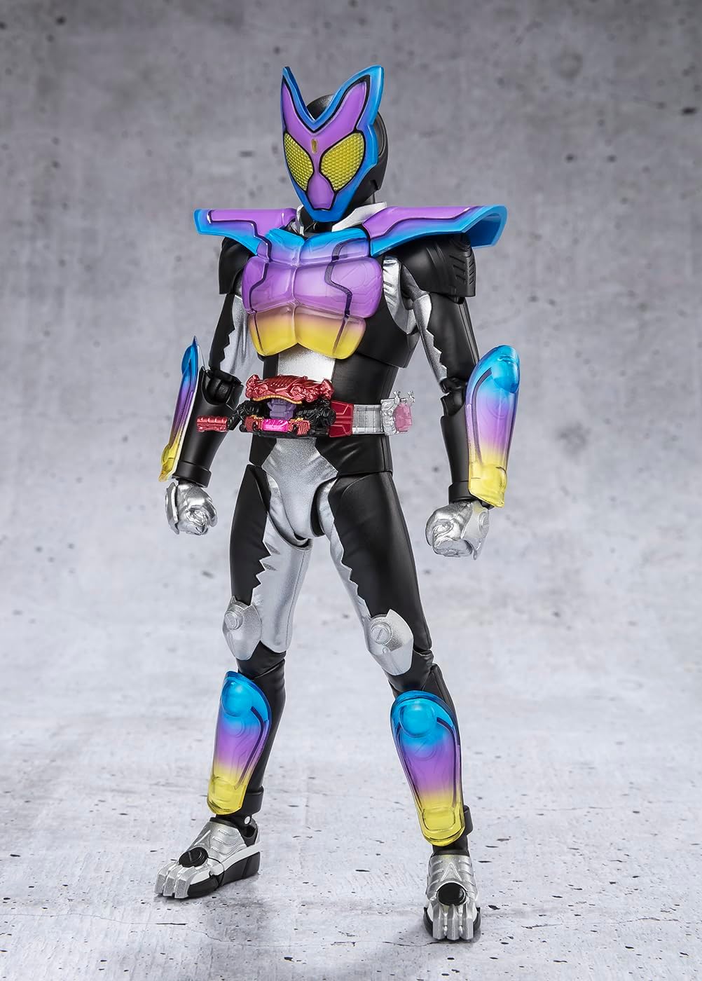 S.H. Spirit Figuarts Kamen Rider Gav Popping Mifoh - Toys Legacy Collection