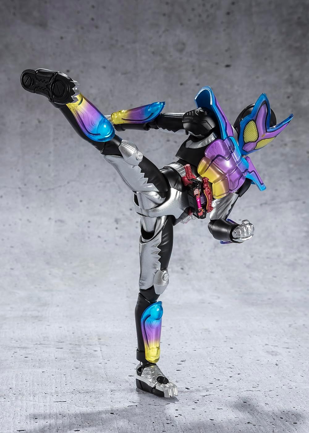 S.H. Spirit Figuarts Kamen Rider Gav Popping Mifoh - Toys Legacy Collection
