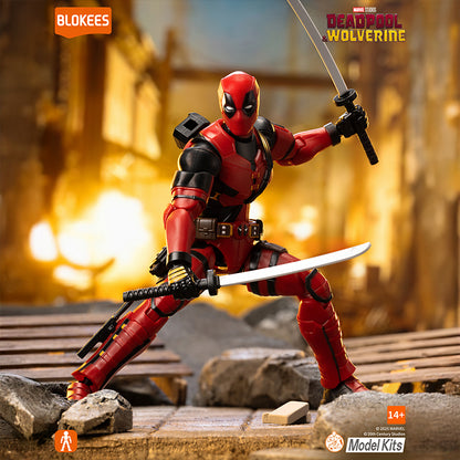 Modèle de kit Marvel Heroes Blokees Deadpool, personnage de Deadpool en figurine de collection, fabriqué par Blokees.