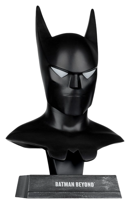 Figurine Batman Beyond (Batman la Relève) de McFarlane Toys, échelle 1:3, montrée dans une pose dynamique.