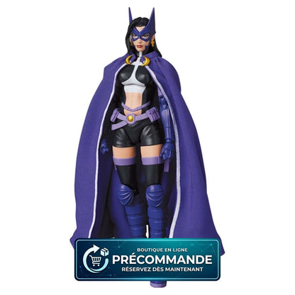 Figurine Huntress Batman Hush MAFEX de 15 cm de Medicom Toys, pose détaillée avec costume noir et accessoires.