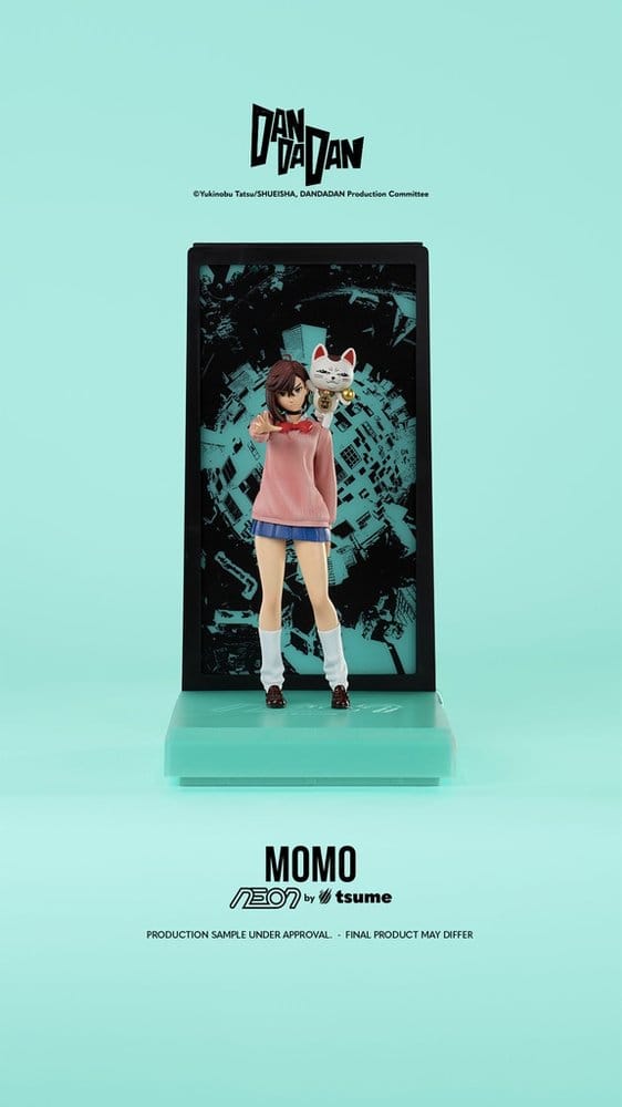 Figure Dandadan Momo Neon de Tsume, figurine de 25 cm représentant le personnage avec détails lumineux et colorés.