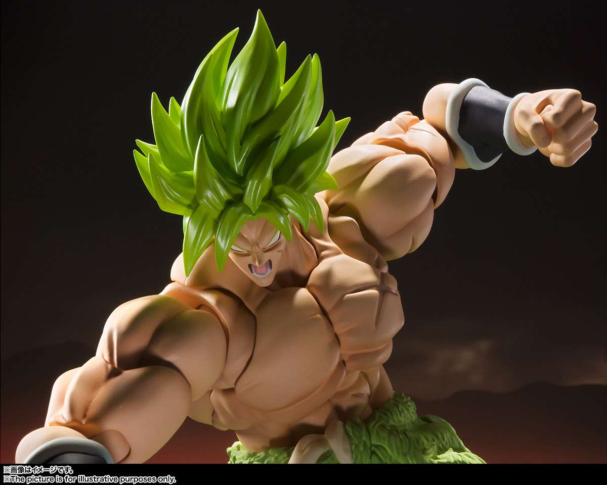 Figurine articulée Broly Super Saiyan de Dragon Ball Z, S.H.Figuarts Bandai Tamashii Nations, 22cm, pose dynamique.
