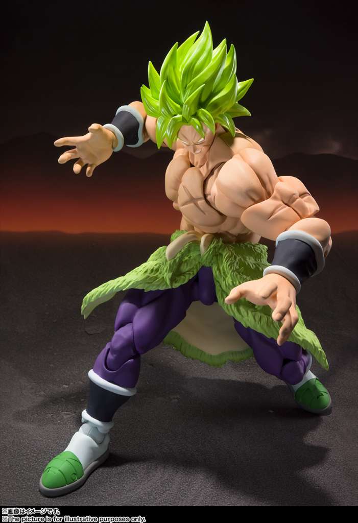 Figurine articulée Broly Super Saiyan de Dragon Ball Z, Bandai Tamashii Nations, 22cm, pose dynamique et détails précis.