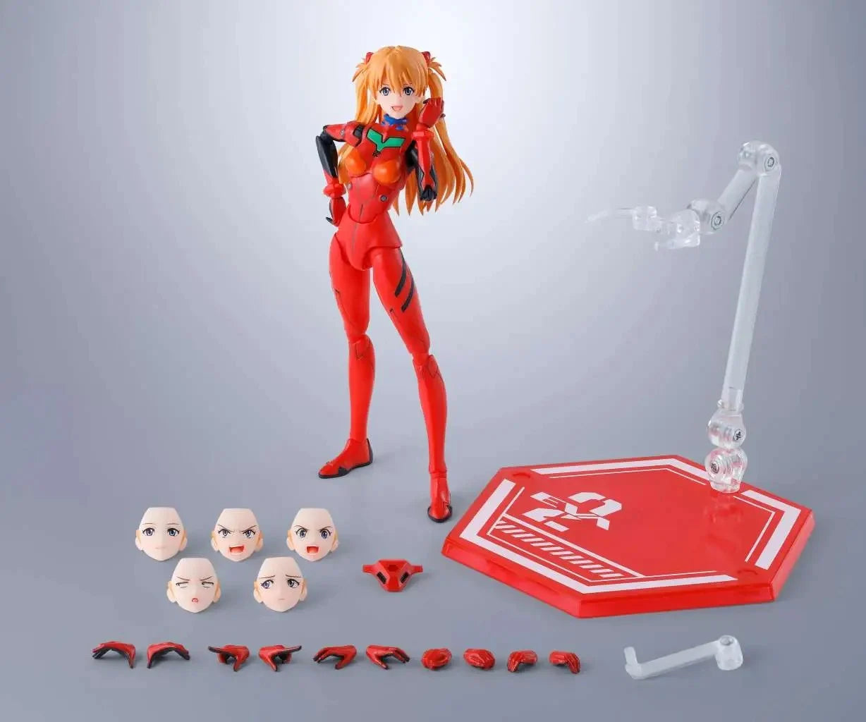 Figurine Asuka Shikinami Langley Neon Genesis Evangelion, 14 cm, Bandai Tamashii Nation, détail de la figurine d'Asuka en pose.