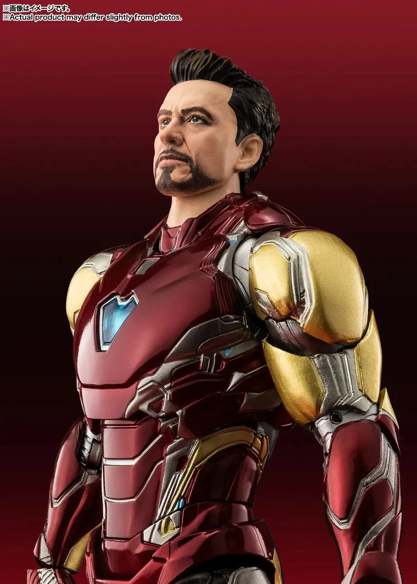 Figurine Iron Man Mark 85 de Marvel : The Infinity Saga, S.H. Figuarts, 15 cm, détail précis et pose dynamique.
