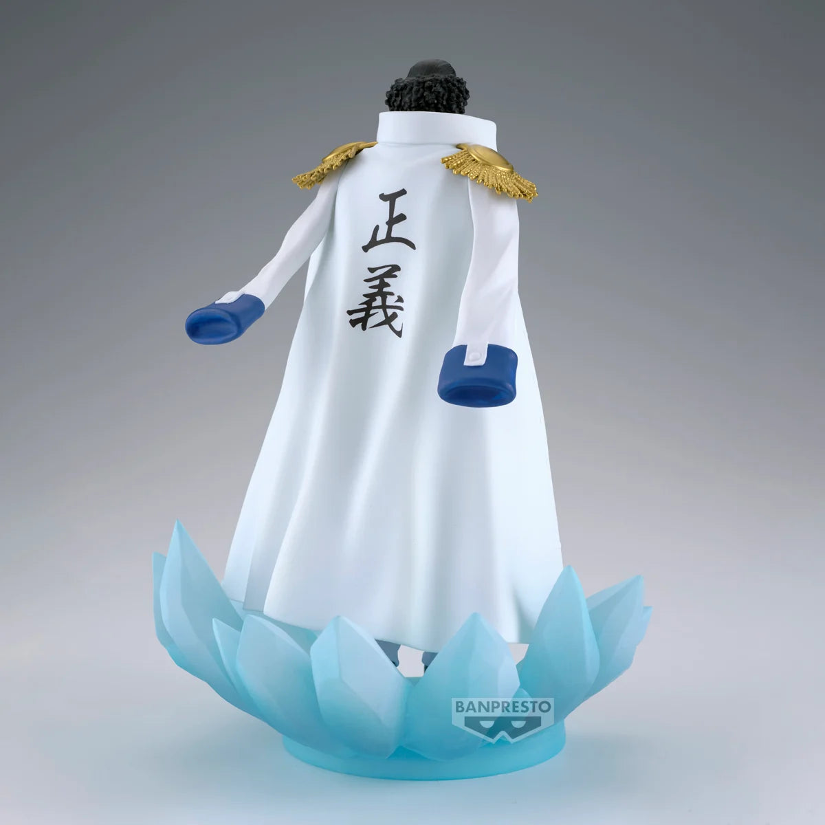 ONE PIECE - Kuzan - Figurine The Shukko Logia 19cm - Toys Legacy Collection