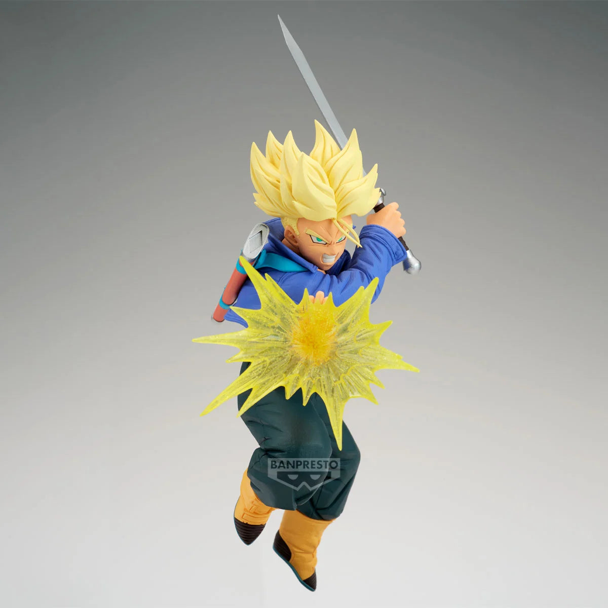 DRAGON BALL Z - Trunks - Figurine G X Materia 20cm - Toys Legacy Collection