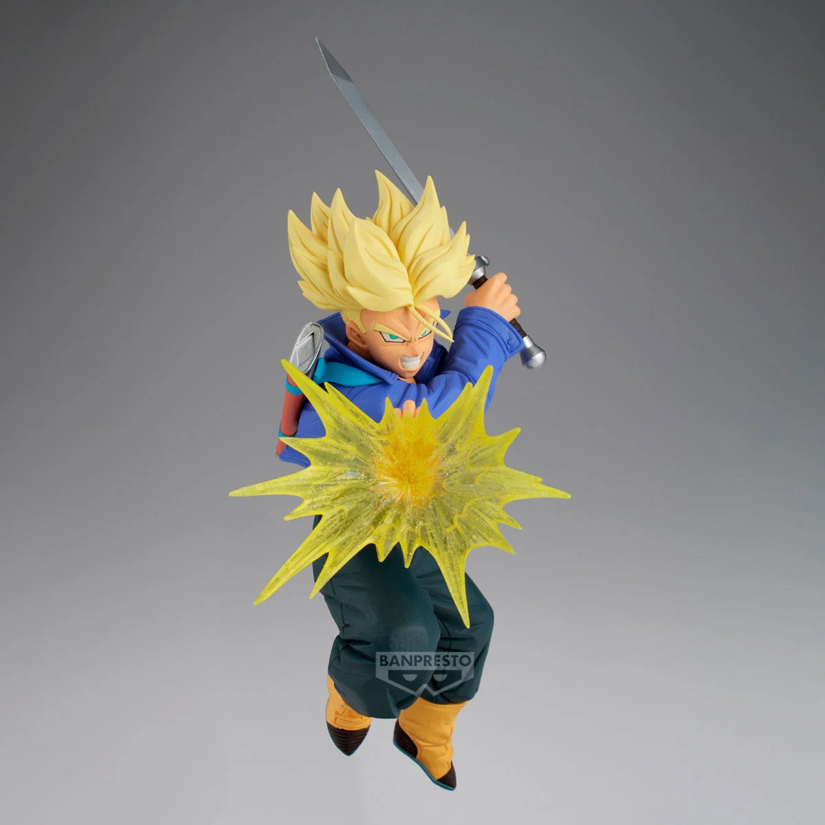 DRAGON BALL Z - Trunks - Figurine G X Materia 20cm - Toys Legacy Collection