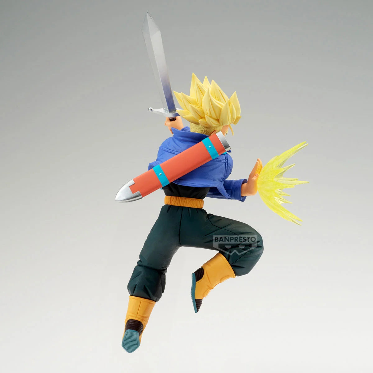 DRAGON BALL Z - Trunks - Figurine G X Materia 20cm - Toys Legacy Collection