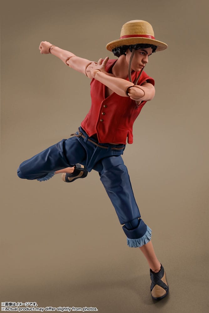 figurine Monkey D. Luffy de ONE PIECE NETFLIX, Bandai S.H. Figuarts, 14 cm, figurine détaillée de l'anime japonais