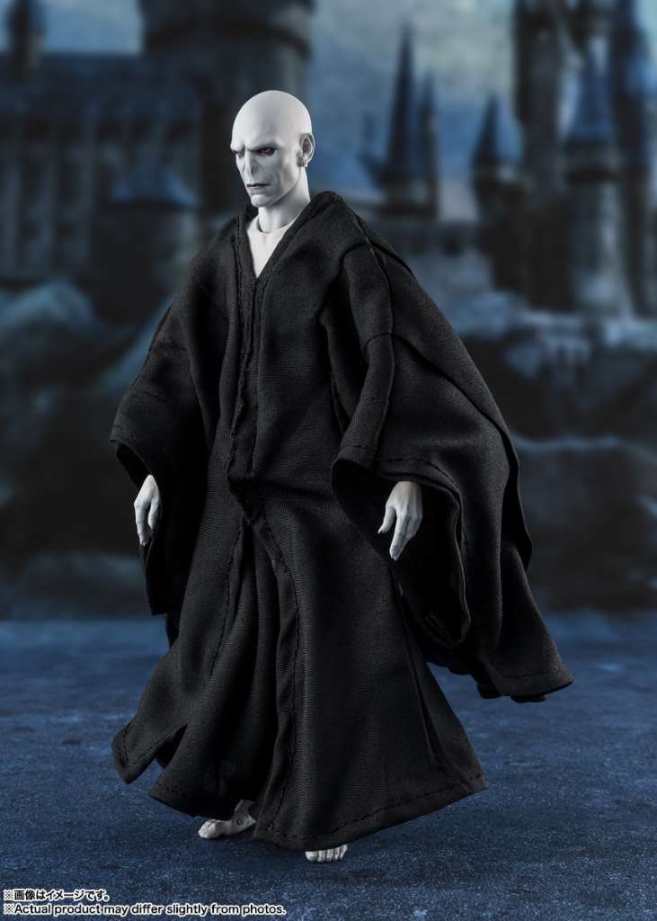 HARRY POTTER ET LA COUPE DE FEU - Voldemort - Fig. S.H. Figuarts 15cm - Toys Legacy Collection