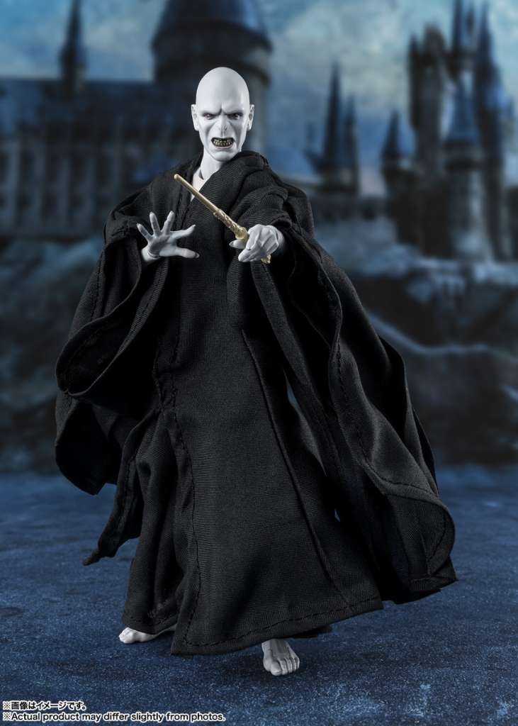 HARRY POTTER ET LA COUPE DE FEU - Voldemort - Fig. S.H. Figuarts 15cm - Toys Legacy Collection