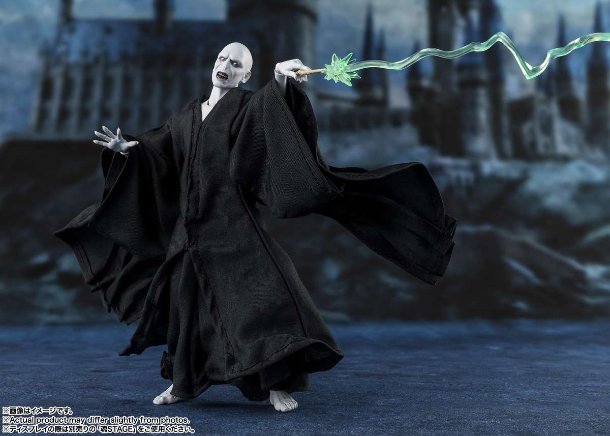 HARRY POTTER ET LA COUPE DE FEU - Voldemort - Fig. S.H. Figuarts 15cm - Toys Legacy Collection