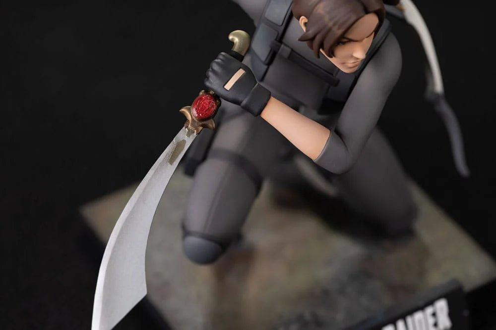 TOMB RAIDER - The legend of Lara Croft - Statuette 19cm - Toys Legacy Collection