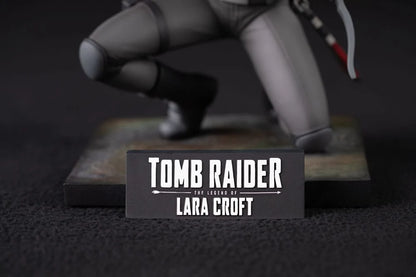 TOMB RAIDER - The legend of Lara Croft - Statuette 19cm - Toys Legacy Collection