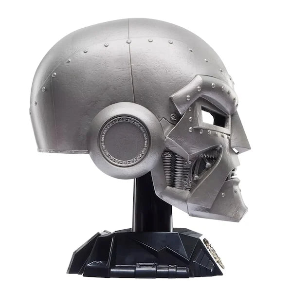 MARVEL - Casque Dorctor Doom - Réplique Legend Series 1/1