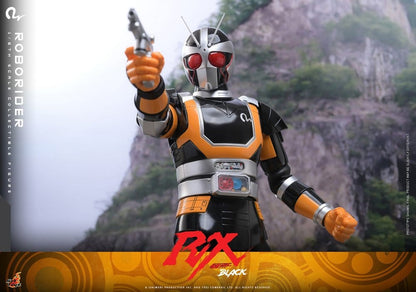 Figurine Kamen Rider Black RX RoboRider de 31 cm de Hot Toys, personnage de la série Kamen Rider, figure de collection détaillée.