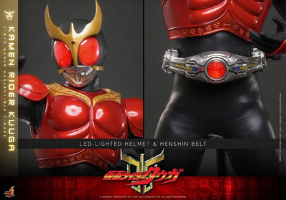 Figurine Kamen Rider Kuuga 1/6 de 31 cm de Hot Toys, pose dynamique avec détails précis, collection de figurines manga et tokusatsu