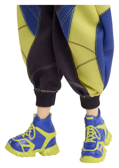 Poupée KPop Demon Hunters Zoey HUNTR/X de Mattel avec détails de vêtements et accessoires, collection de poupées à la mode.