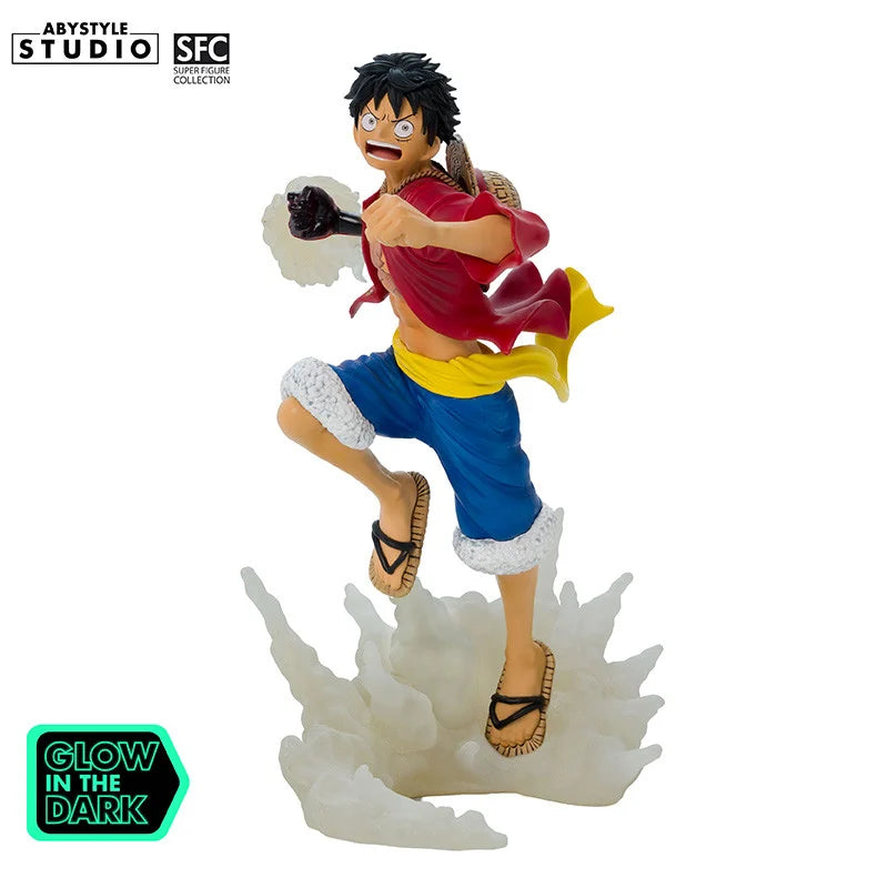 Figurine Luffy One Piece Abystyle, édition phosphorescente, 16 cm, représentant Monkey D. Luffy en pose dynamique.