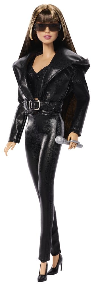 Poupée de collection Miley Cyrus de Barbie Signature par Mattel, vêtue d'une tenue mode et coiffure signature, vue de face.