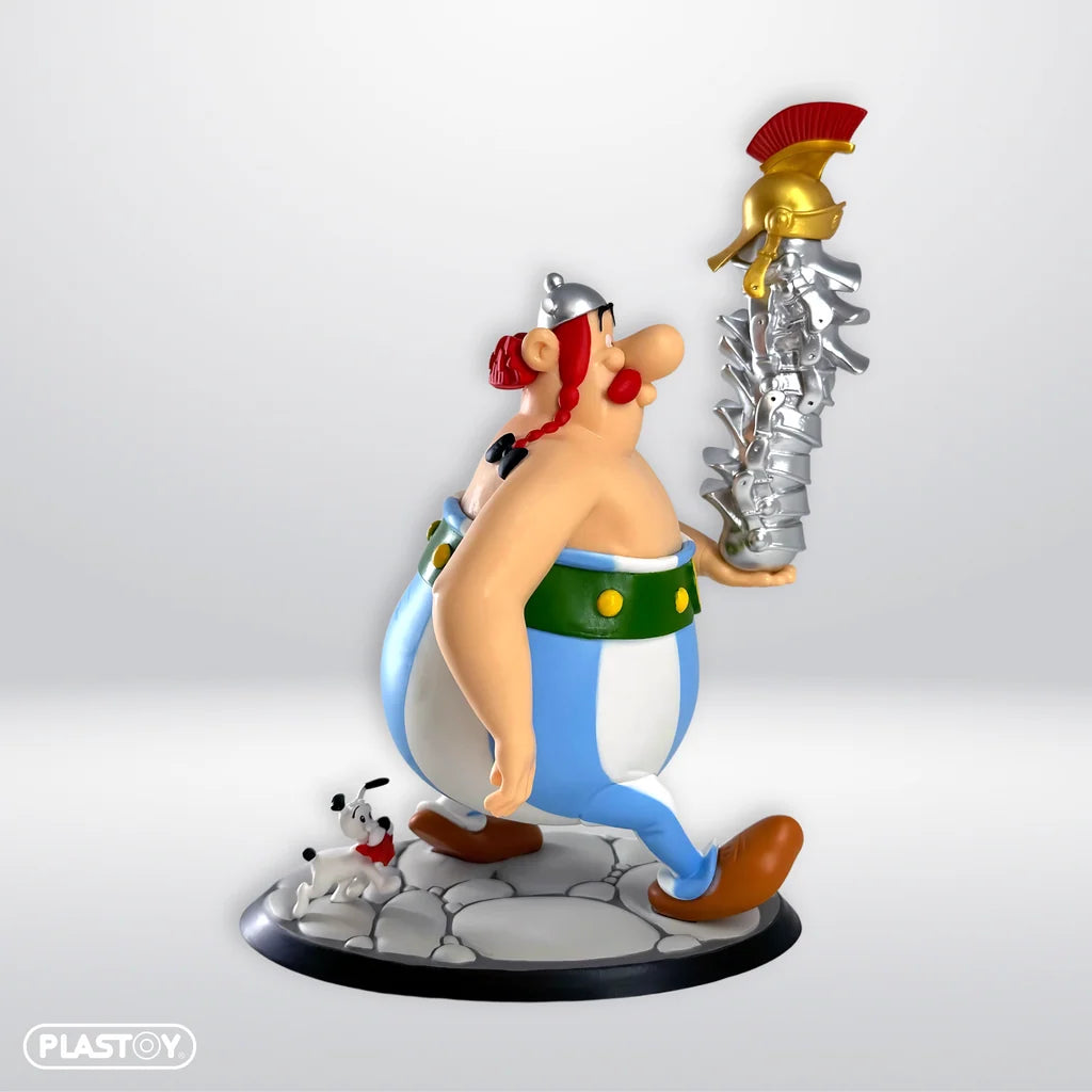 Astérix – Figurine Obélix « Pile de Casques »