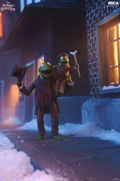 Noël chez les Muppets Ultimate pack 2 figurines Kermit as Bob Cratchit & Robin as Tiny Tim 18 cm