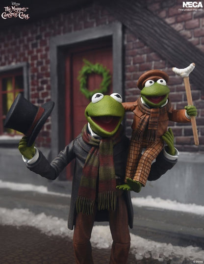 Noël chez les Muppets Ultimate pack 2 figurines Kermit as Bob Cratchit & Robin as Tiny Tim 18 cm