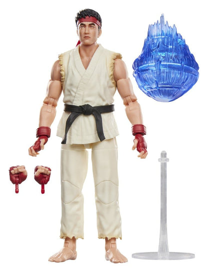 Figurine Ryu Street Fighter de 15 cm de la marque Hasbro, montrant Ryu en posture de combat avec détails précis.
