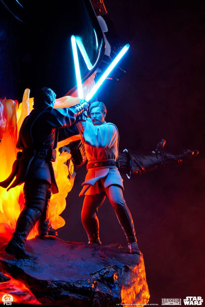Statue en buste de Darth Vader Star Wars, figurine Fine Art de 56 cm de PCS Collectibles, représentant Dark Vador en détail.