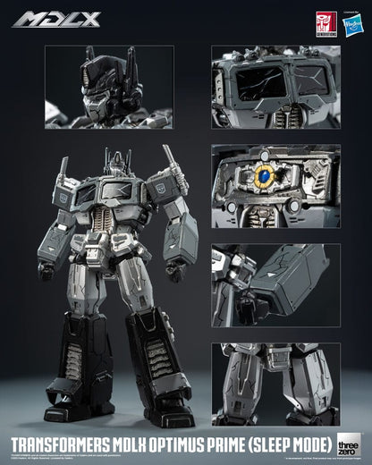 Figurine Transformers MDLX Optimus Prime en mode sommeil, 18 cm, de la marque Threezero, vue de face avec détails de la figurine