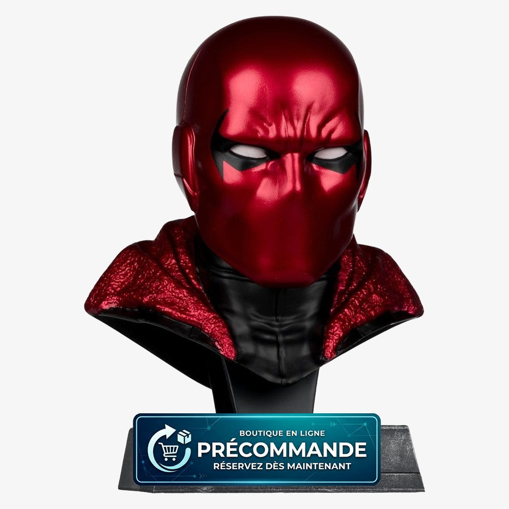 Figurine Batman Red Hood en échelle 1:3 de McFarlane Toys, personnage de DC Comics, portant un costume rouge et noir.