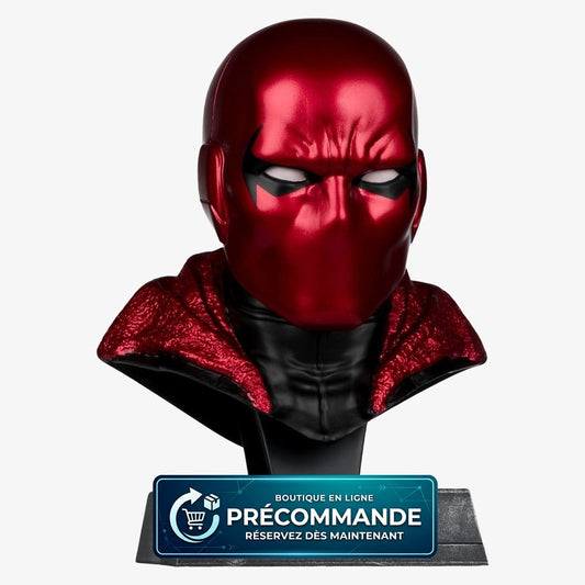 Figurine Batman Red Hood en échelle 1:3 de McFarlane Toys, personnage de DC Comics, portant un costume rouge et noir.