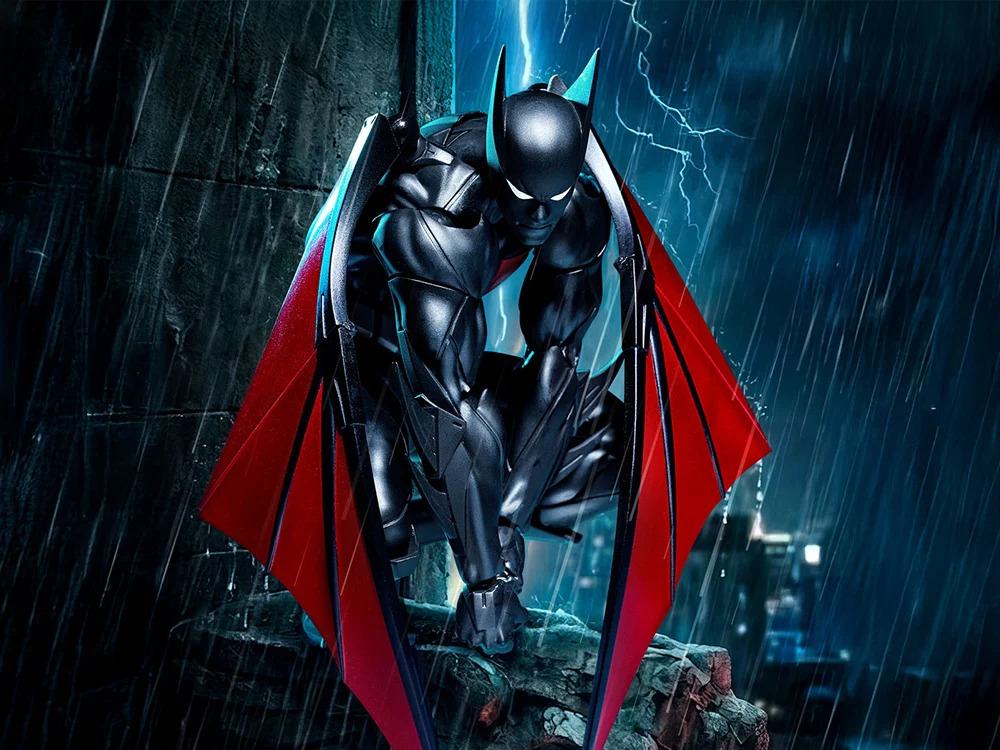 Figurine Revoltech Batman Beyond classique de Terry McGinnis, version d'action détaillée, en pose dynamique.
