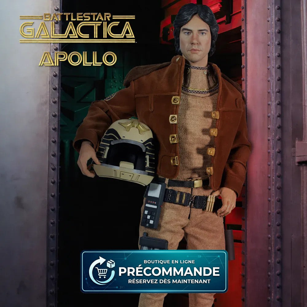 Figurine de Captain Apollo de Battlestar Galactica en échelle 1/6, fabriquée par Factory Entertainment, visible en détail.