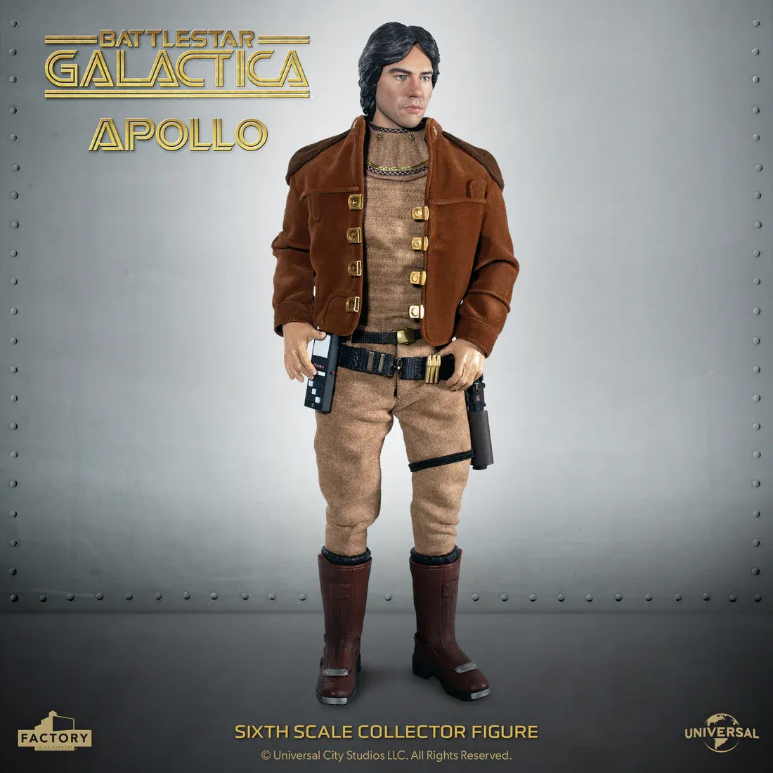 Figurine de Captain Apollo de Battlestar Galactica, modèle 1/6, créée par Factory Entertainment, visible en gros plan.