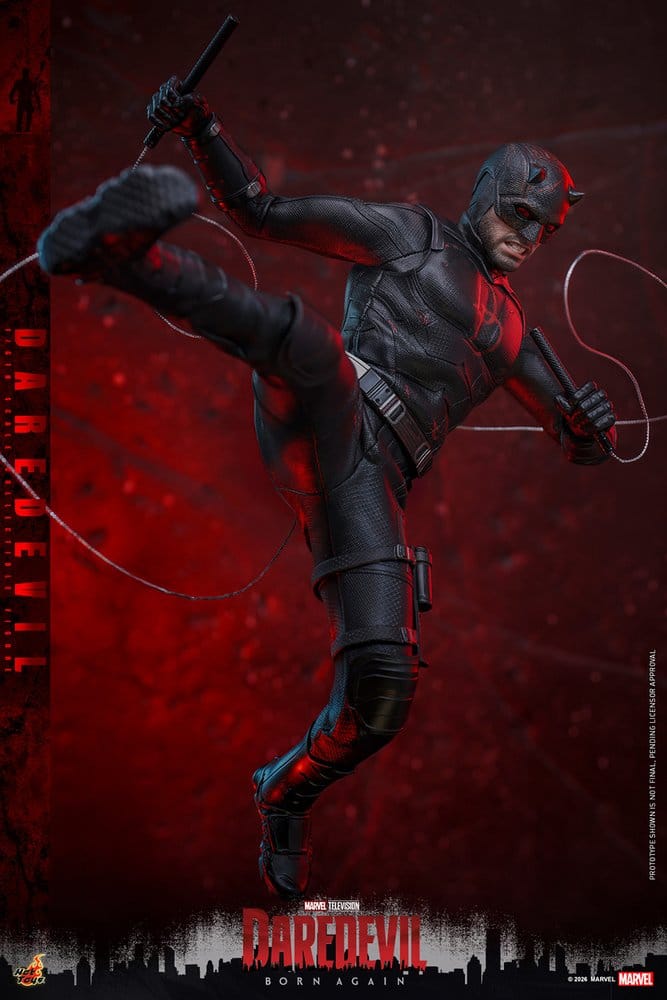 Figure Daredevil Hot Toys 1/6 Born Again, figurine détaillée de 30 cm avec costume rouge et accessoires.