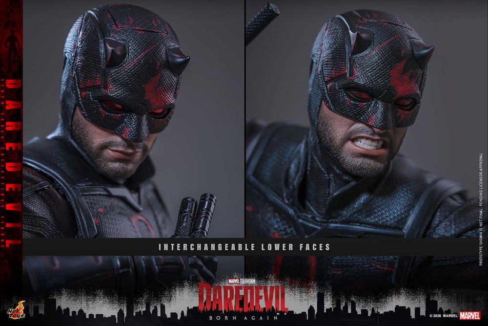 Figurine Daredevil 1/6 de Hot Toys, personnage de Born Again, hauteur 30 cm, détails réalistes et costume rouge.