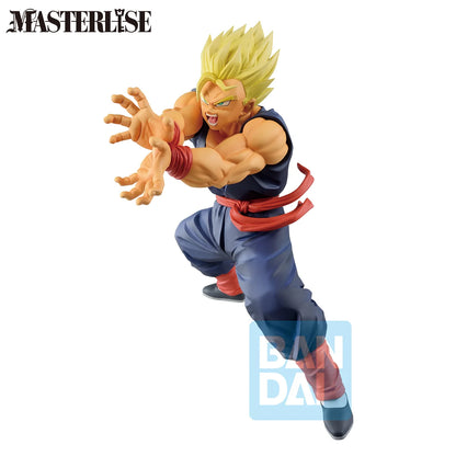Figurine Son Gohan Dragon Ball Z de 19 cm, personnage Bandai Masterlise, détail précis, pose dynamique, décor coloré.
