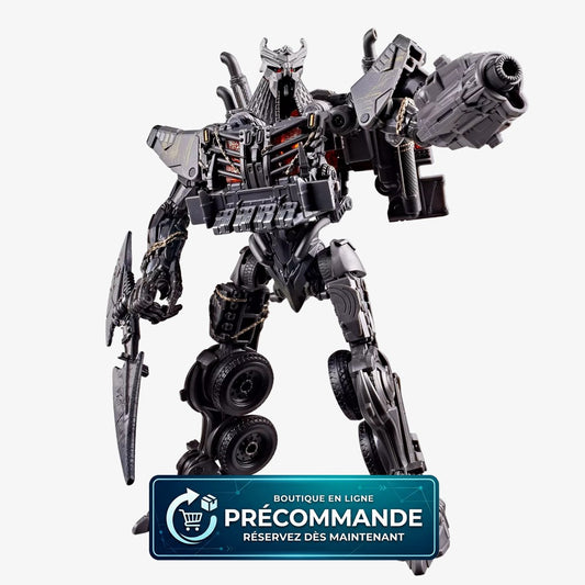 Figurine Transformers Studio Series Leader Scourge de Hasbro, vu avec masque et détails de véhicule dans un style détaillé.