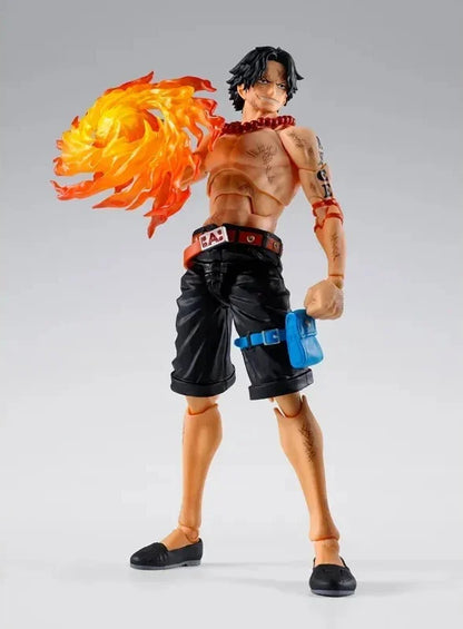 Figurine de Portgas D. Ace Marineford de 15cm, S.H. Figuarts Bandai Tamashii Nations, pose avec détails précis et couleurs vives