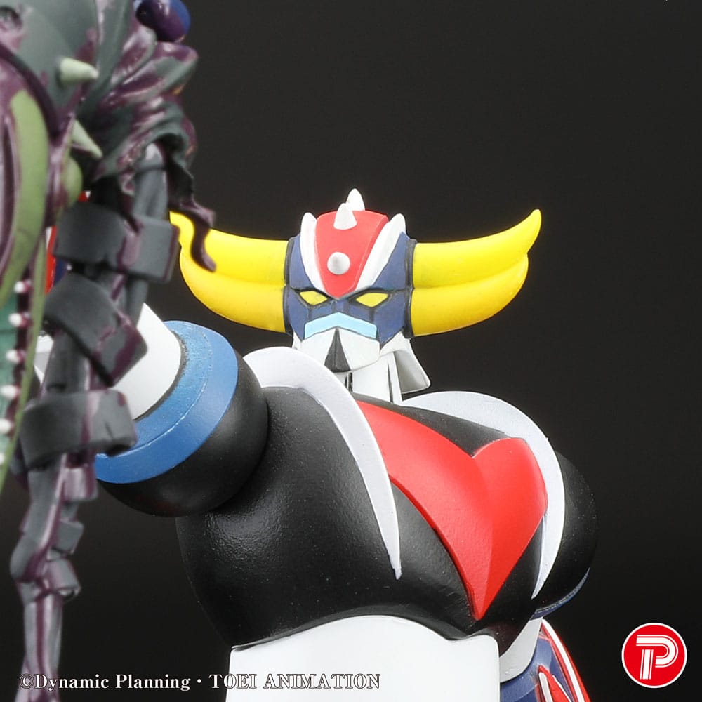 Grendizer statuette PVC Scene Selection 01 Grendizer a cry of Victory 14 cm - Toys Legacy Collection