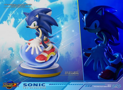 Statuette Sonic le Hérisson de First 4 Figures, édition standard, hauteur 21 cm, figurine détaillée de Sonic.