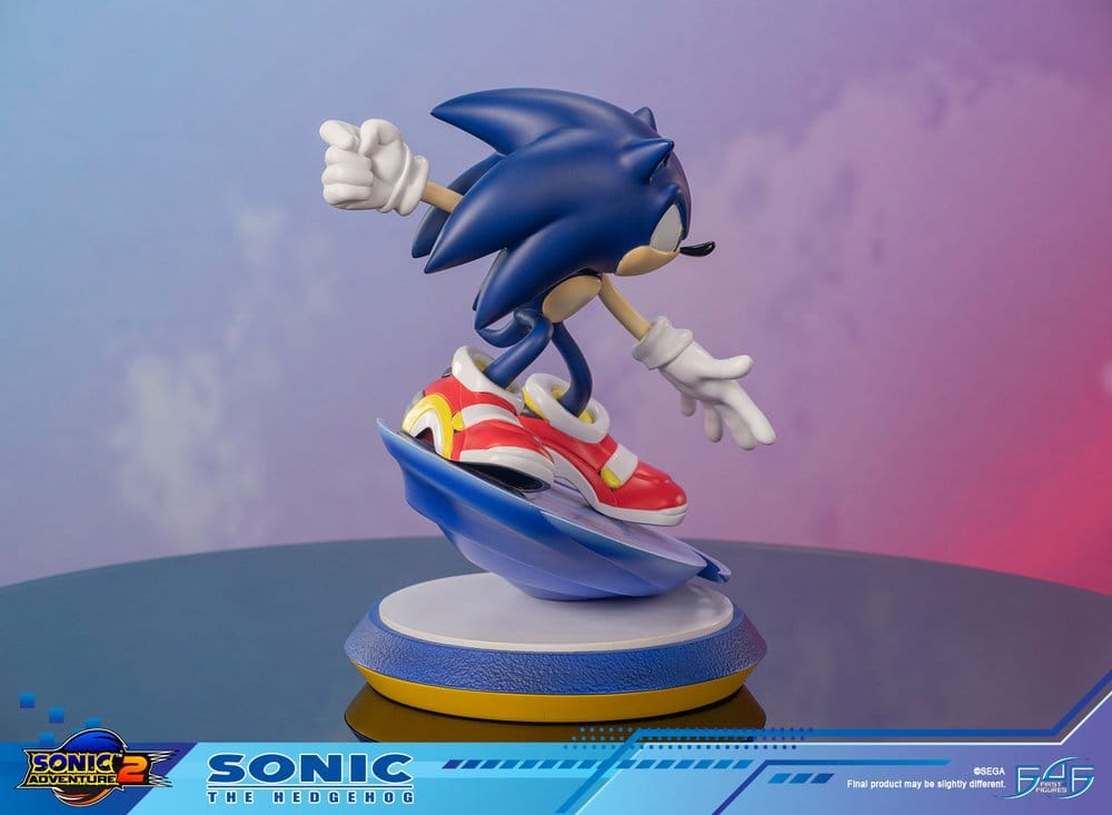 Statuette Sonic le Hérisson de First 4 Figures, édition standard, 21 cm, figurine détaillée du personnage de jeu vidéo.