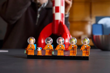 Briques de construction LEGO Icons La Fusée Lunaire de Tintin, modèle détaillé inspiré de l'œuvre d'Hergé