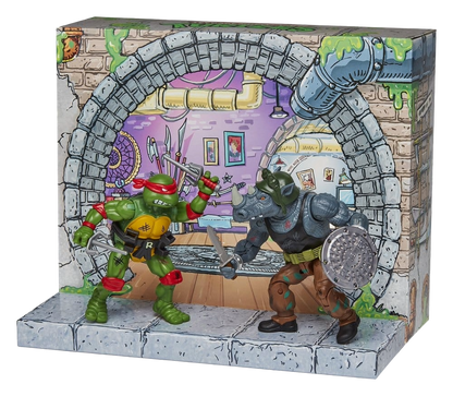 Figurine Tortues Ninja Playmates Toys de Raphael face à Rocksteady, version remasterisée, détails précis et couleurs vives.